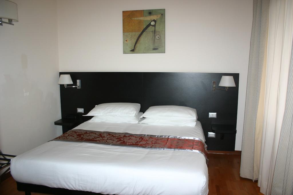 Regal Park Hotel Rome Room photo